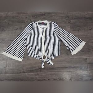 Women's striped Vince Camuto tie front wide sleeve blouse size L